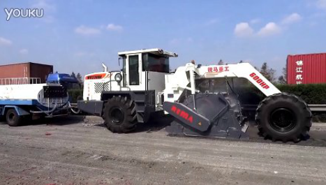 WR2300E，上海高速公路路基冷再生