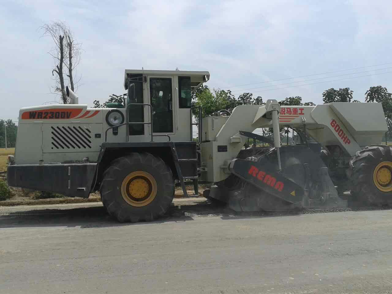 WR2300V，淮陽省道冷再生