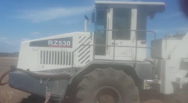 RZ530，阿根廷冷再生施工