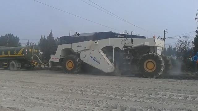 RZ2300B，安陽水穩(wěn)冷再生