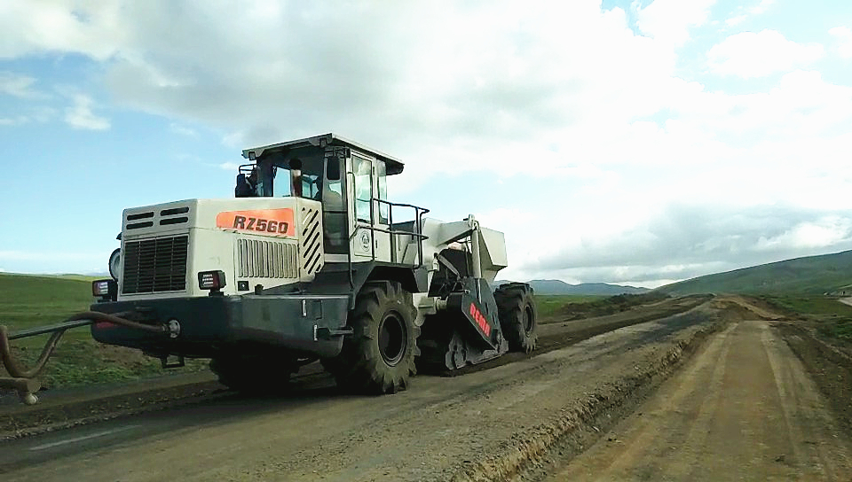 RZ560，蒙古大草原冷再生
